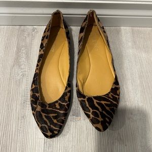 Nine West flats in perfect condition.